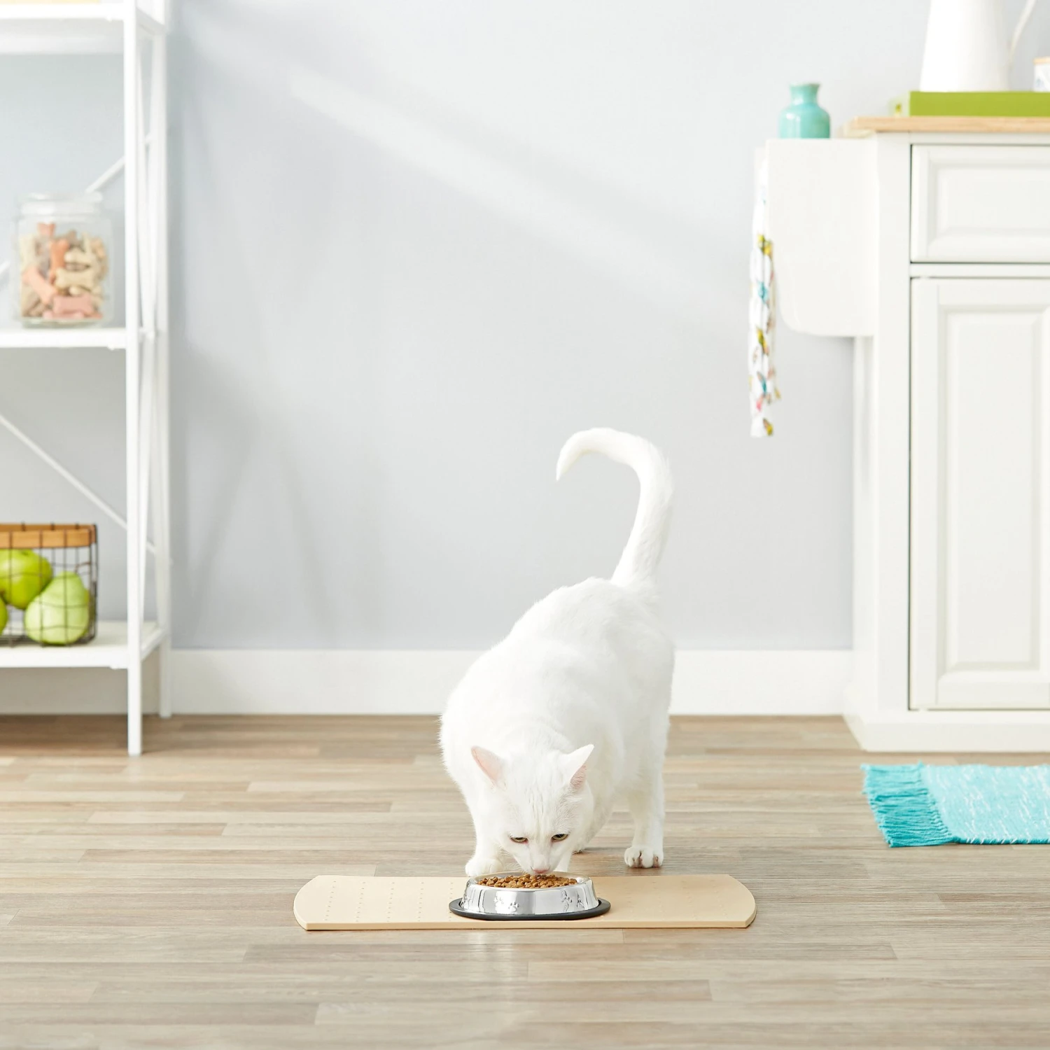 Frisco Non-Skid Stainless Steel Bowl 6 Frisco Non-Skid Stainless Steel Bowl - Image 4