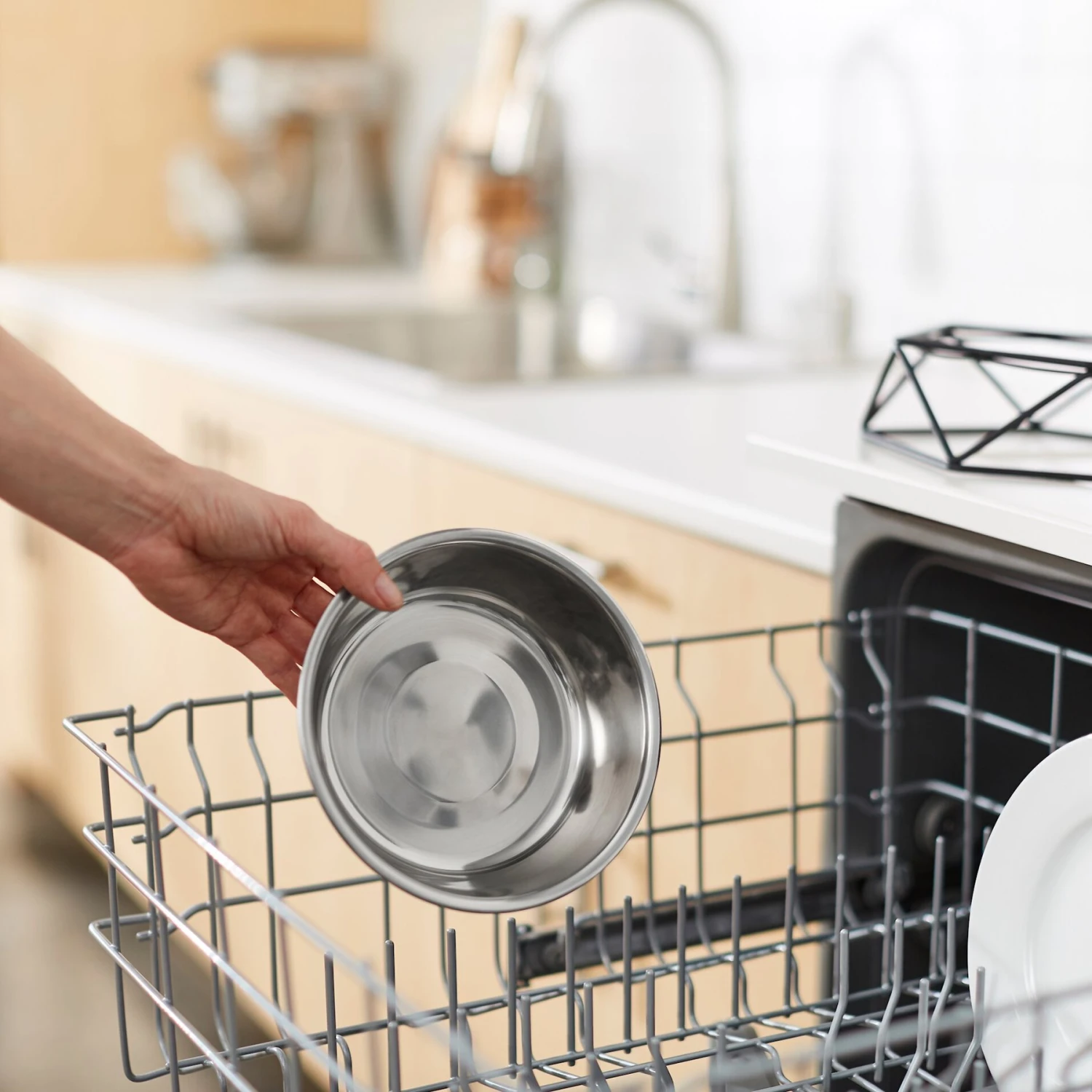 Frisco Elevated Stainless Steel Dog & Cat Bowl With Metal Stand 10 Frisco Elevated Stainless Steel Dog & Cat Bowl With Metal Stand - Image 8