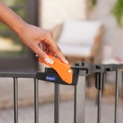 Frisco Outdoor Galvanized Steel 8-Panel Configurable Gate And Playpen With Oxford Roof -The Pet Haven Shop 507086 PT6. AC SS1800 V1668631338